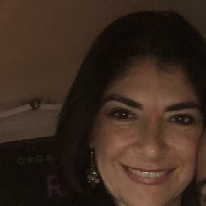 Meet your Posher, Cristina